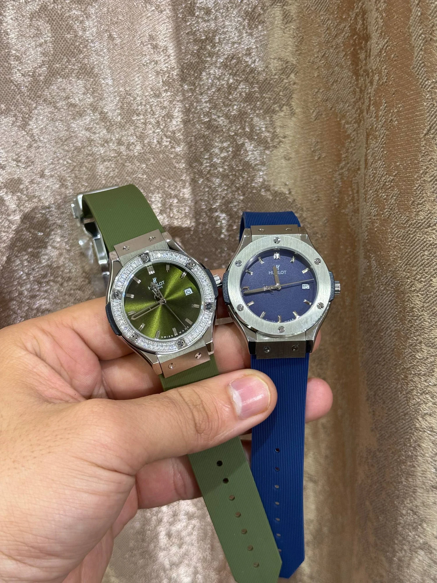 Hublot pour femme vert/bleu – main view
