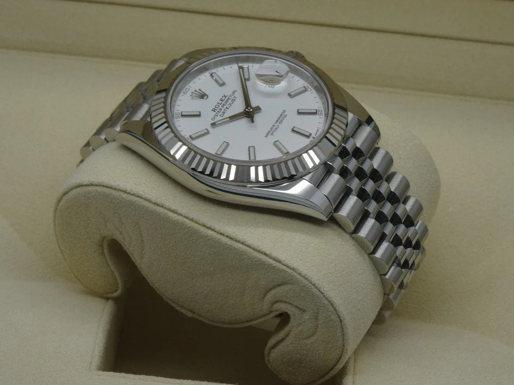 Rolex Datejust 41 White Jubilee Men's – gallery view