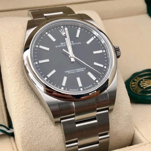 Rolex Classique 124300 Noire 41mm – gallery view
