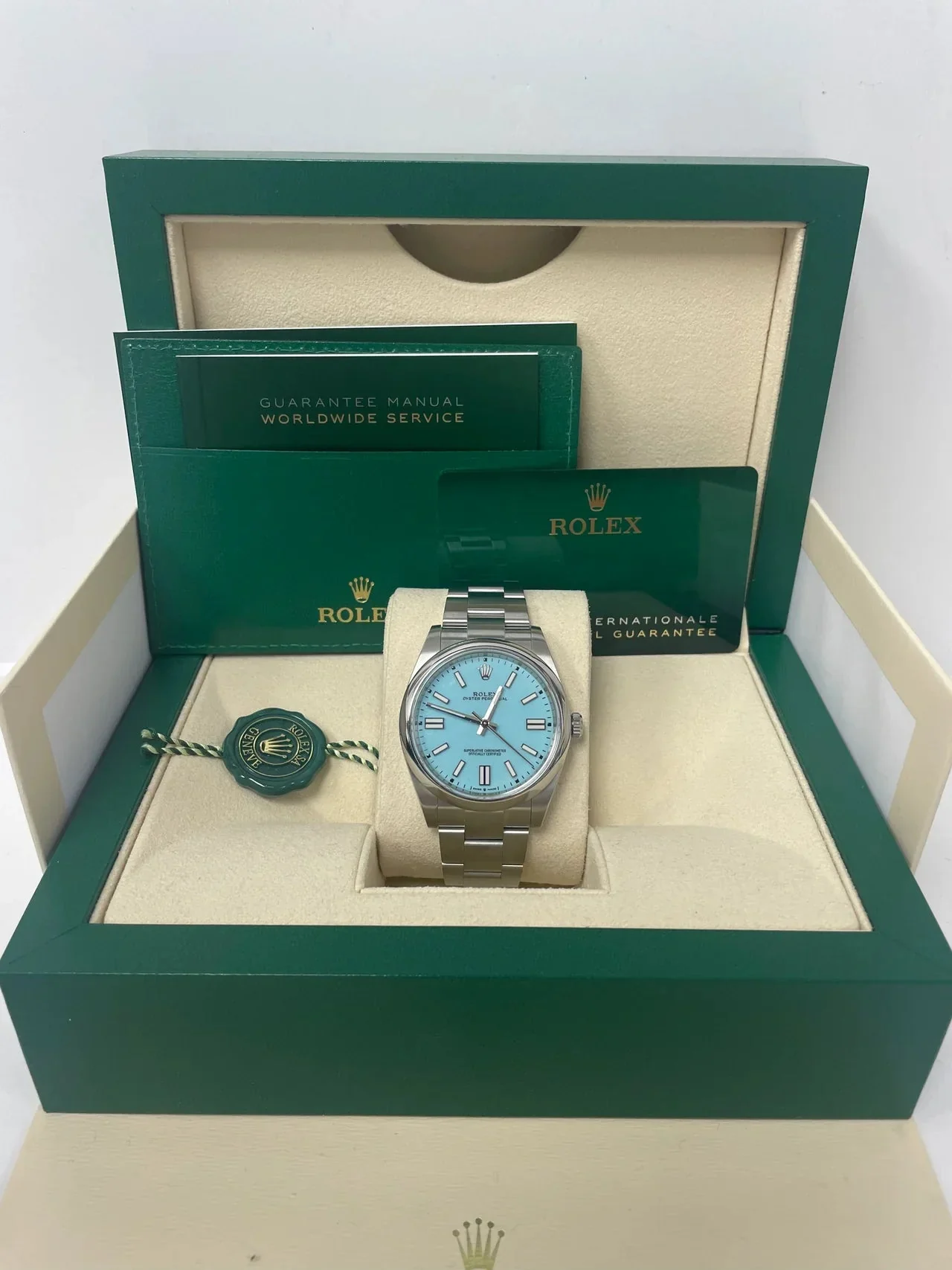 Rolex Oyster Perpetual Turquoise Dial 124300 – gallery view