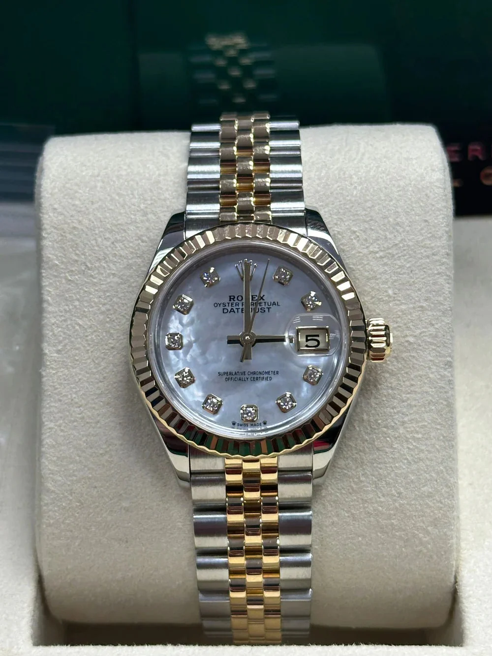 Rolex Datejust 36 Mm Yellow Gold Bezel – main view