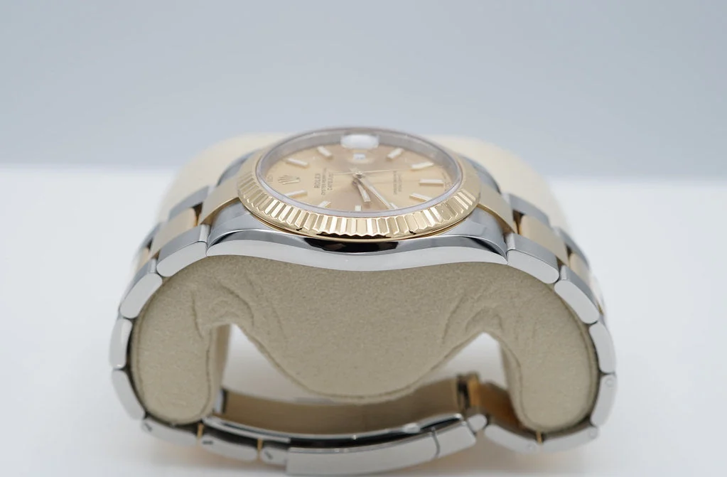 Rolex Datejust 126333 Stainless Steel - Gold Champagne Dial – gallery view