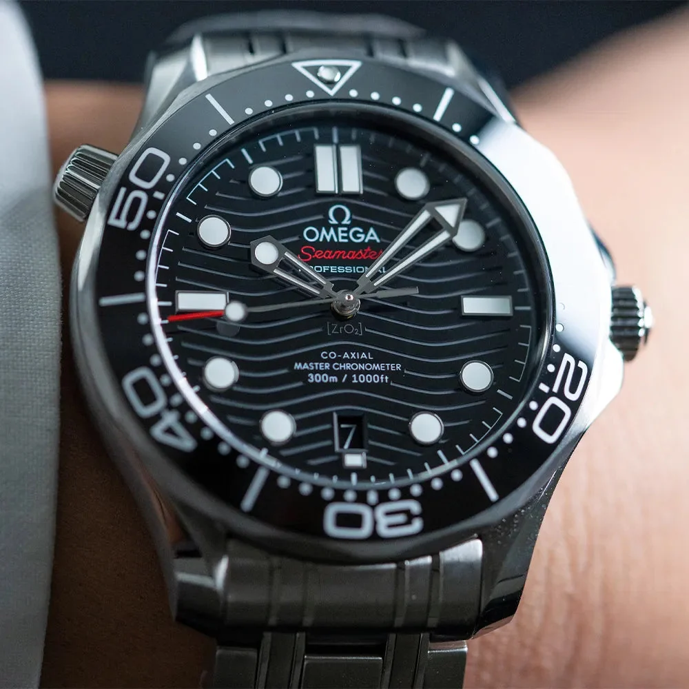 OMEGA SEAMASTER DIVER Noir Steel Bracelet – gallery view