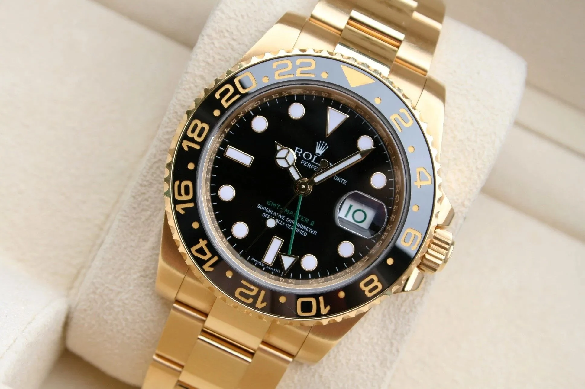 Rolex GMT-Master II 116718LN Yellow Gold Black Dial Oyster – gallery view