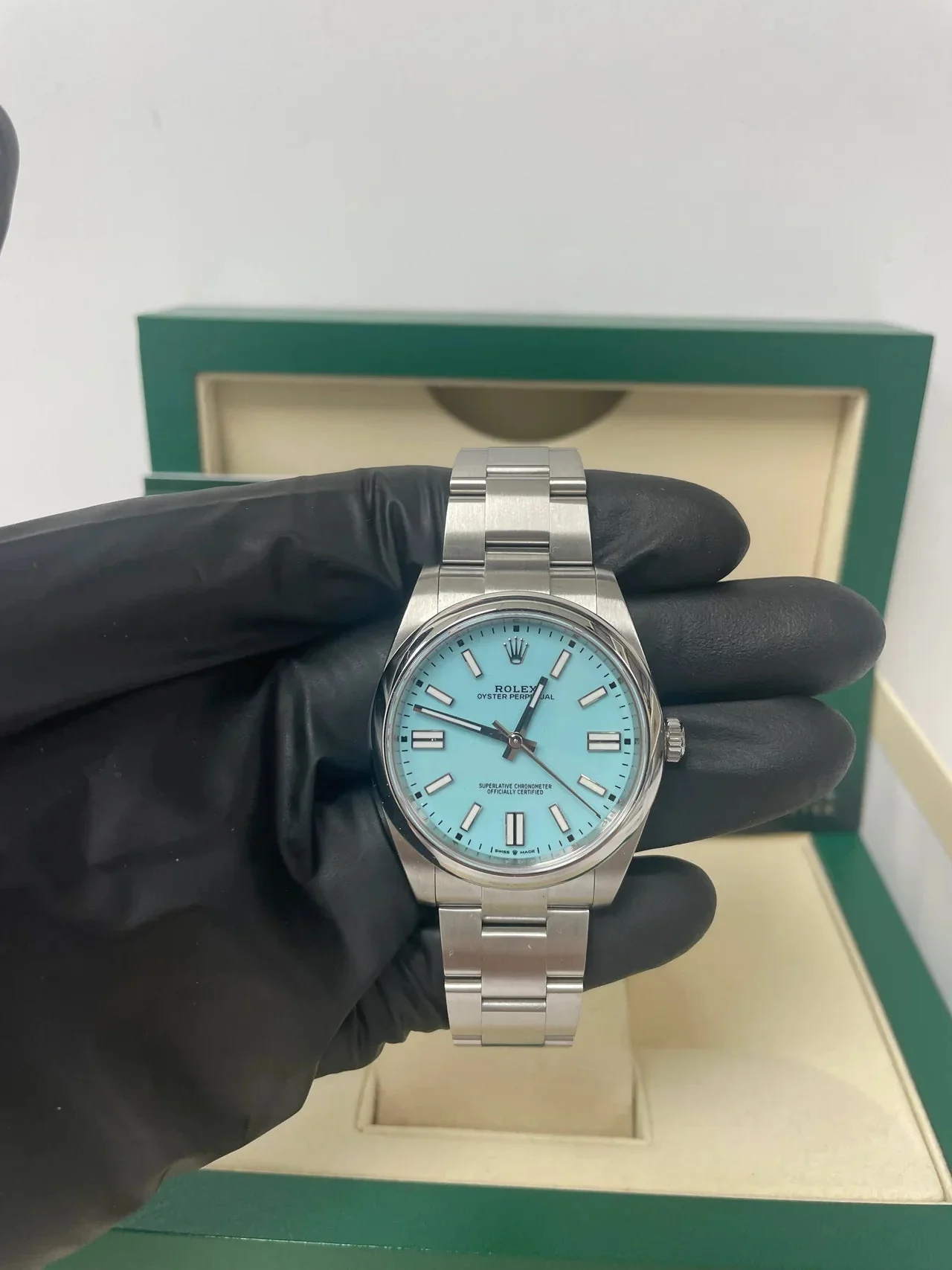 Rolex Oyster Perpetual Turquoise Dial 124300 – gallery view