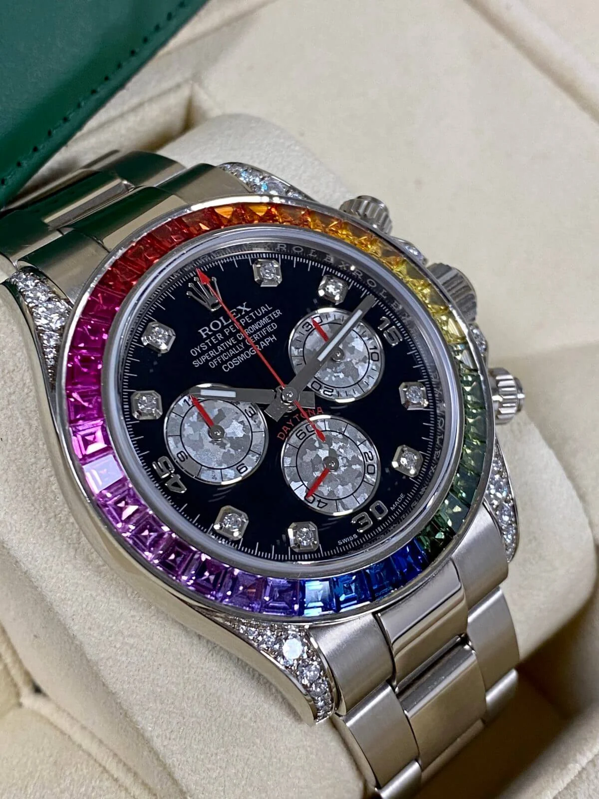 Rolex Daytona Cosmographe RAINBOW Silverée – gallery view