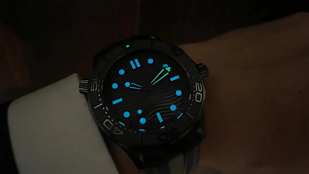 OMEGA SEAMASTER DIVER Full black – gallery view