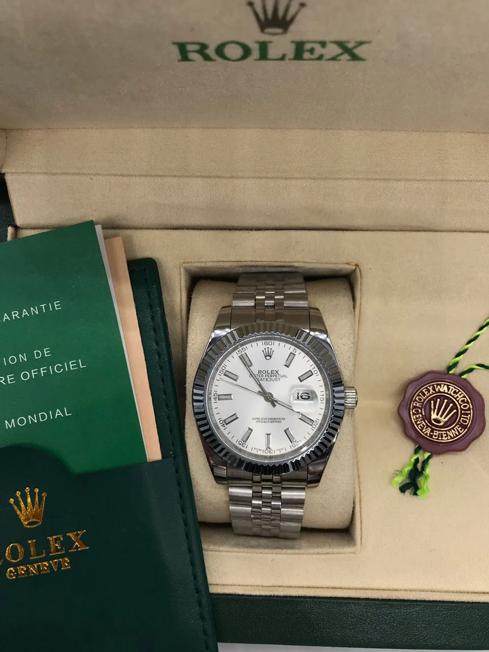 Rolex Datejust 41 White Jubilee Men's – gallery view