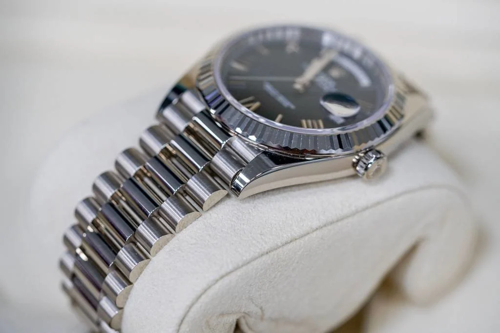 Rolex DayDate 40 Blue Men's – gallery view