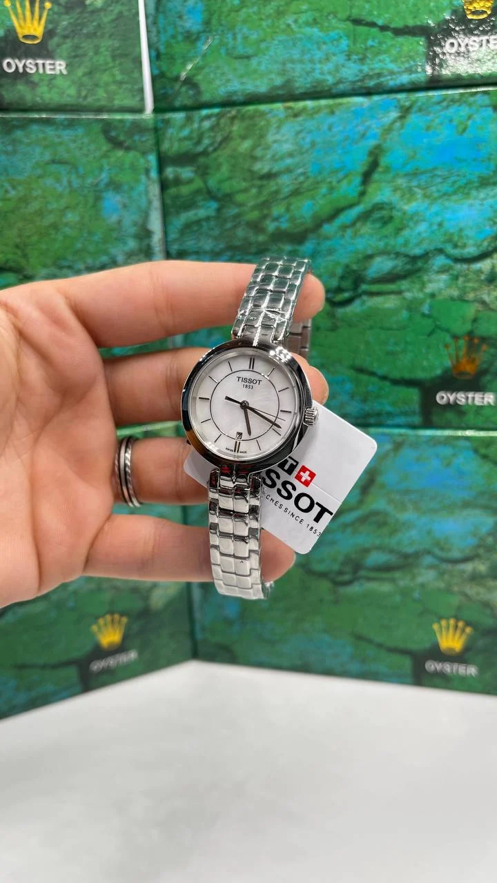 Montre Tissot FLAMINGO T094.210.11.111.00 Pour Femme – main view