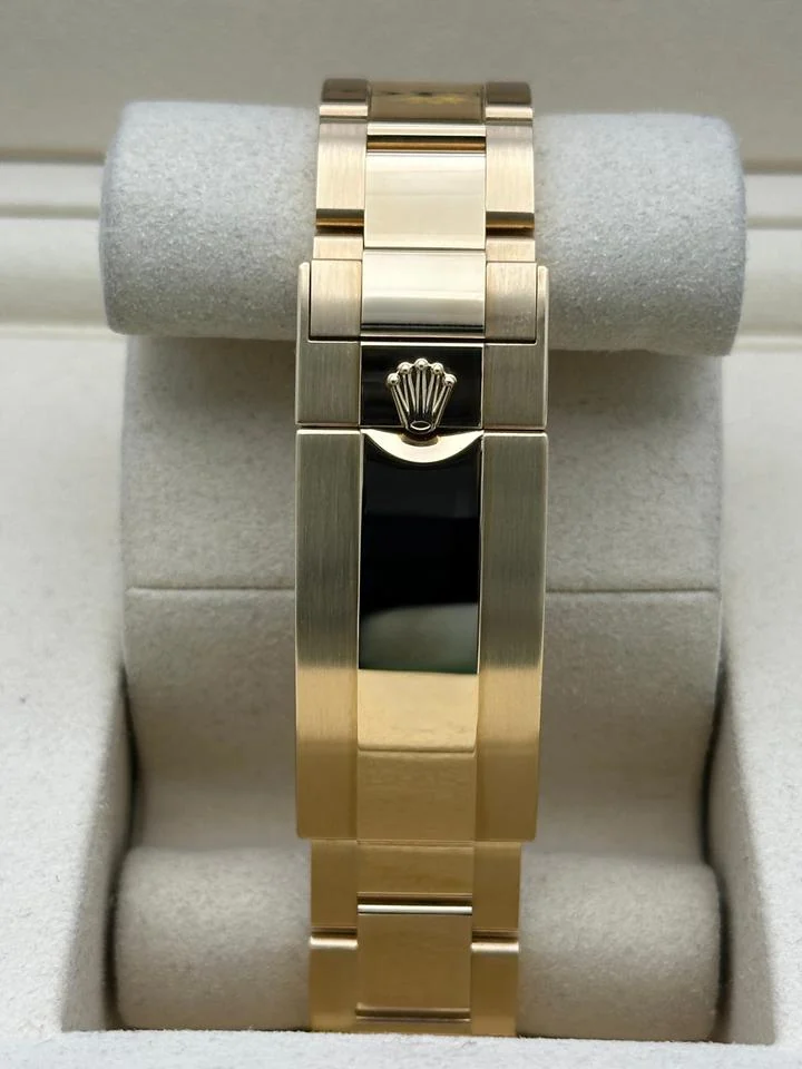 Rolex Submariner Date Gold Dial Blue – gallery view