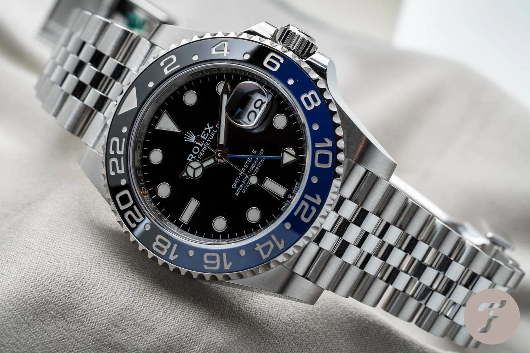 Rolex GMT-Master II "BATMAN" 126710BLNR Jubilée Men's – gallery view