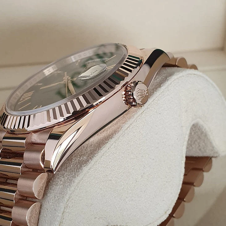 Rolex DayDate 40 Olive Rose Gold Men's – gallery view