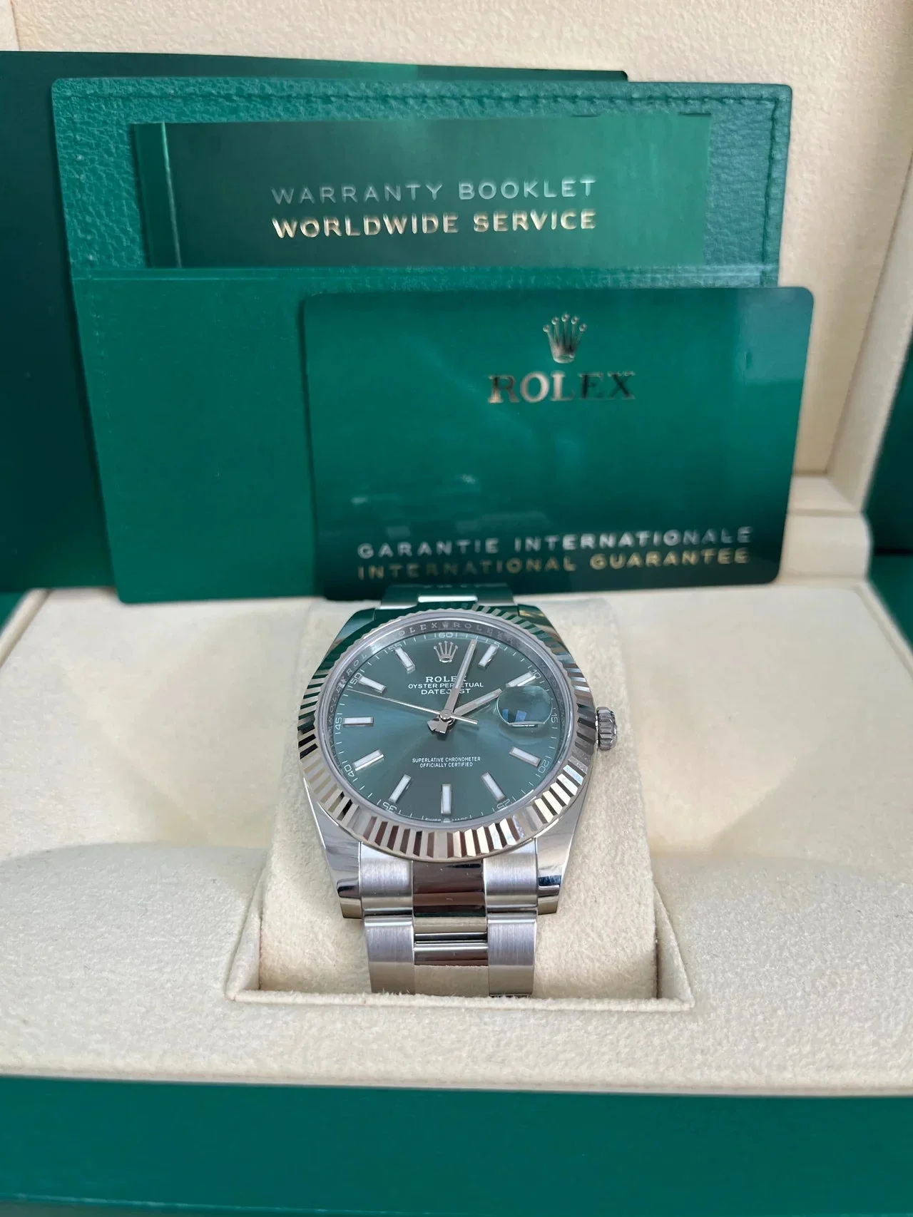 Rolex Datejust Oyster 41 Mm Mint Green – gallery view