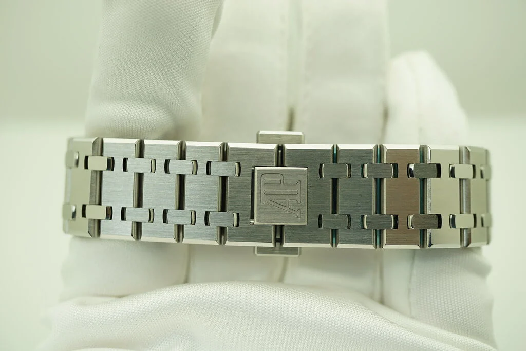 Audemars Piguet Royal Oak Bleu 41 mm – gallery view