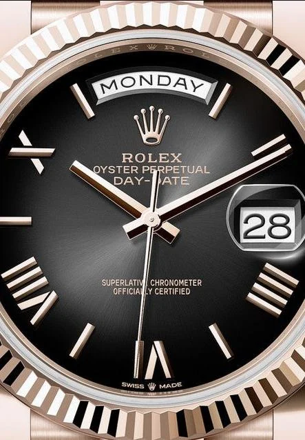 Rolex Day-Date 40 228235 – gallery view
