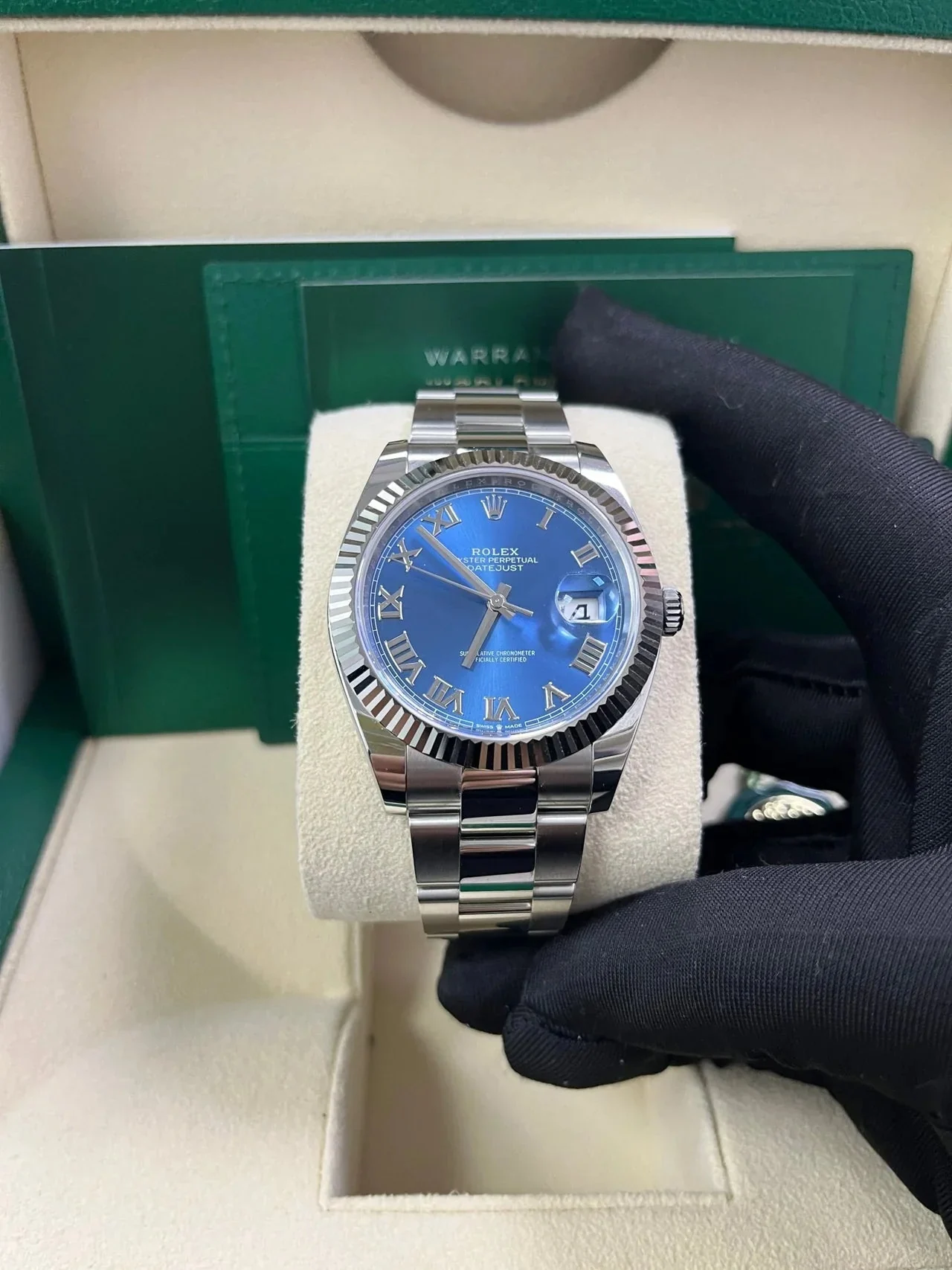 Rolex Datejust Blue Roman Dial Oyster 126334 – gallery view