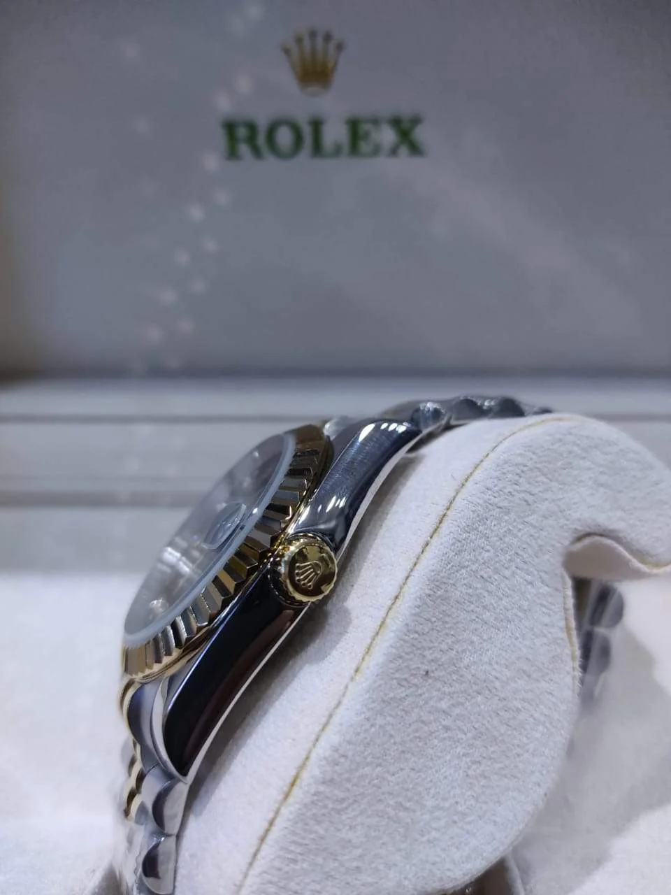 Rolex Datejust 36mm Two-Tone Gold Dial Black Ladies – gallery view