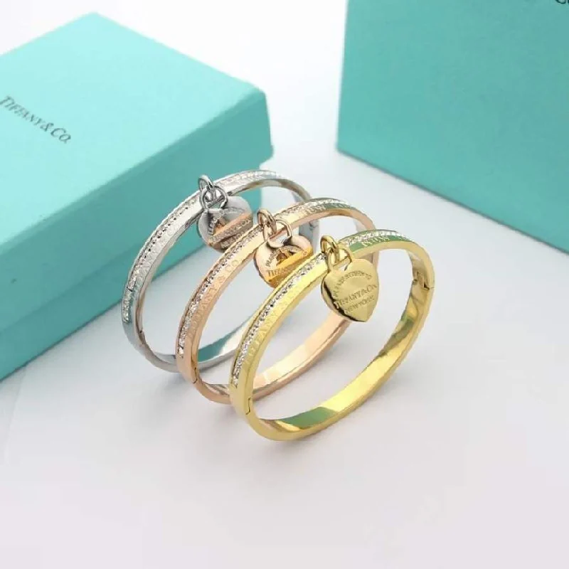 Women's Bracelet — Catalogue No. 8524649398444 — view 1