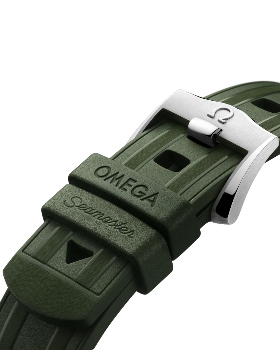 OMEGA SEAMASTER DIVER Green – gallery view