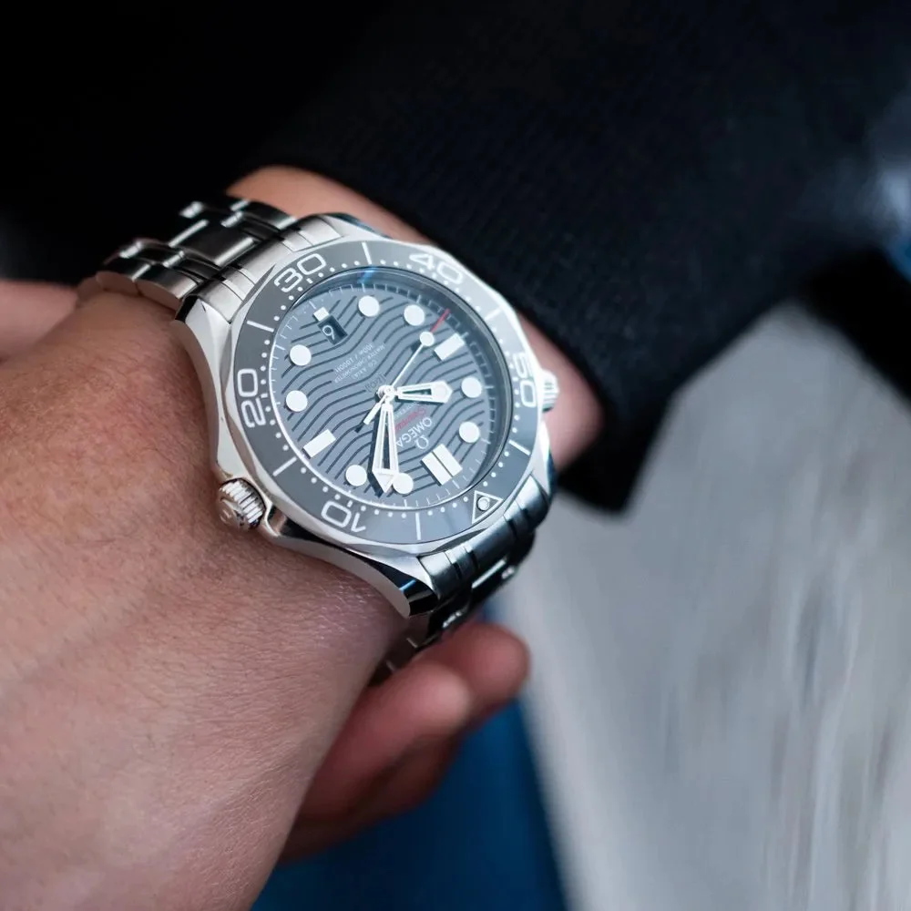 OMEGA SEAMASTER DIVER Noir Steel Bracelet – gallery view