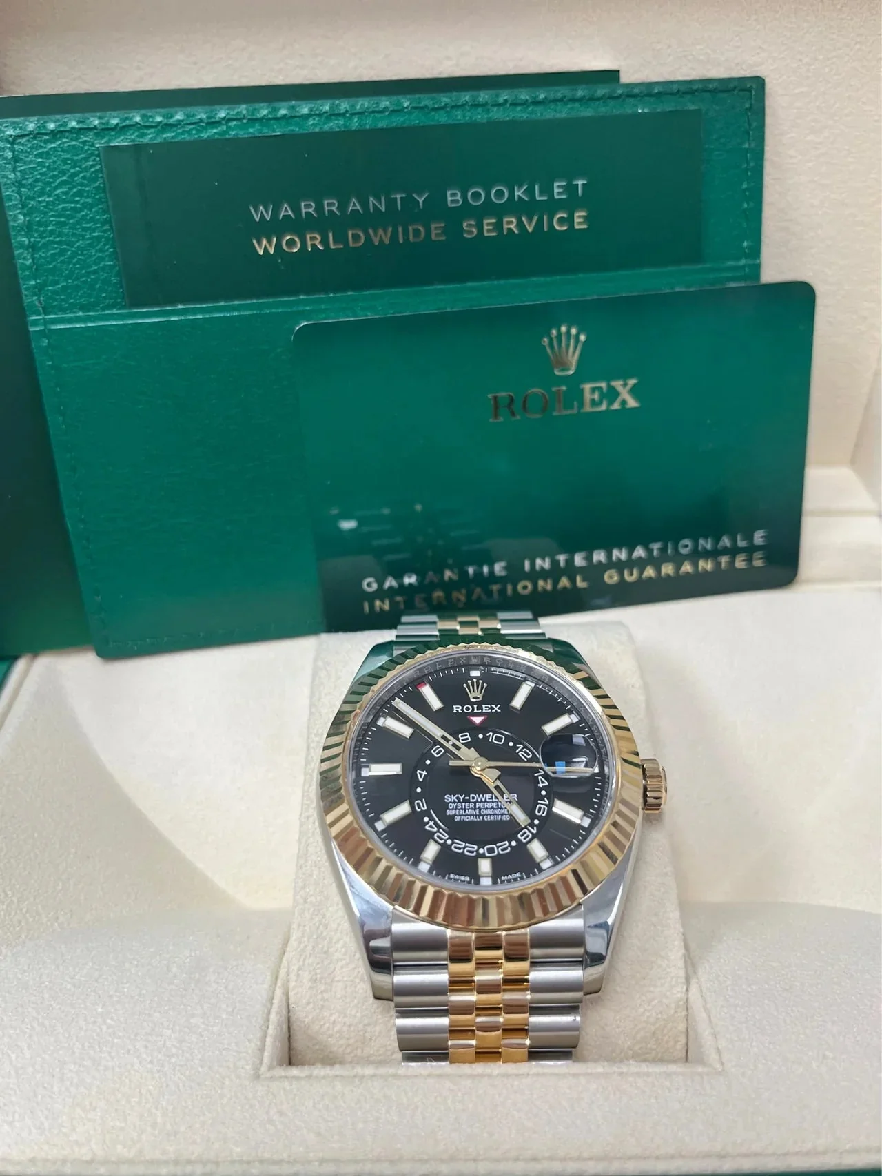 Rolex Sky-Dweller Black Yellow Gold Oyster – gallery view