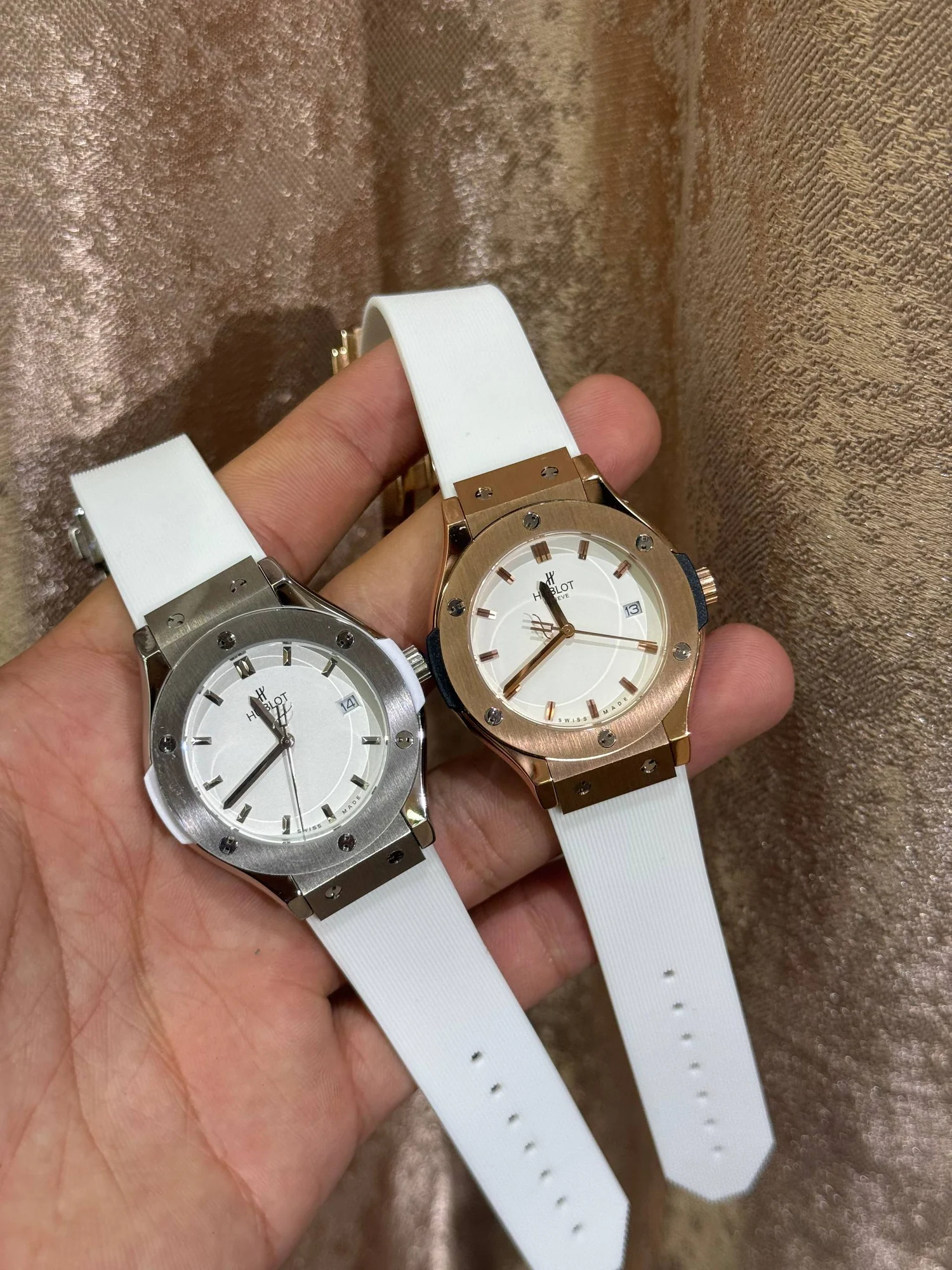 Hublot pour femme silver/bronze – main view
