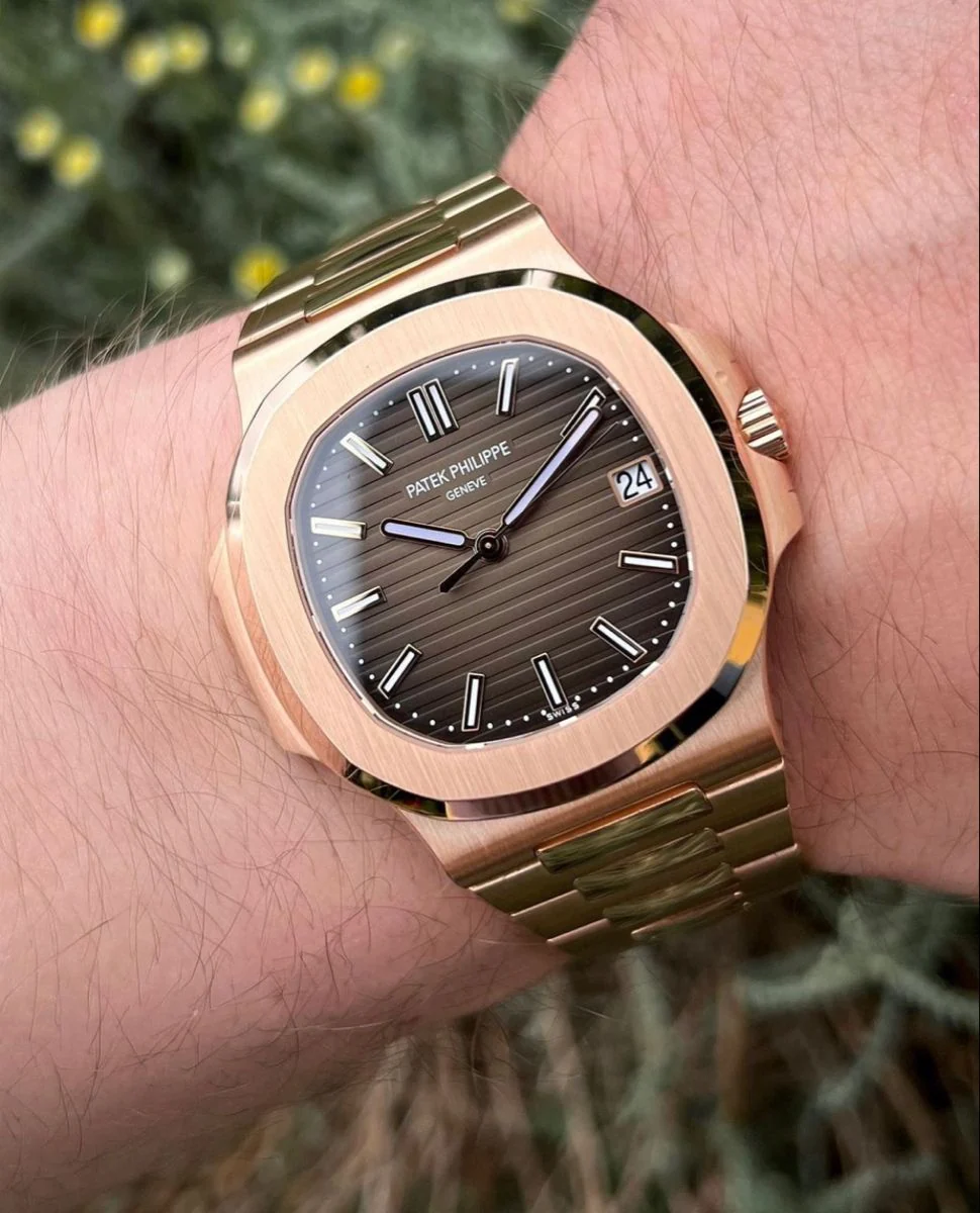 Patek Philippe Nautilus bronze – gallery view