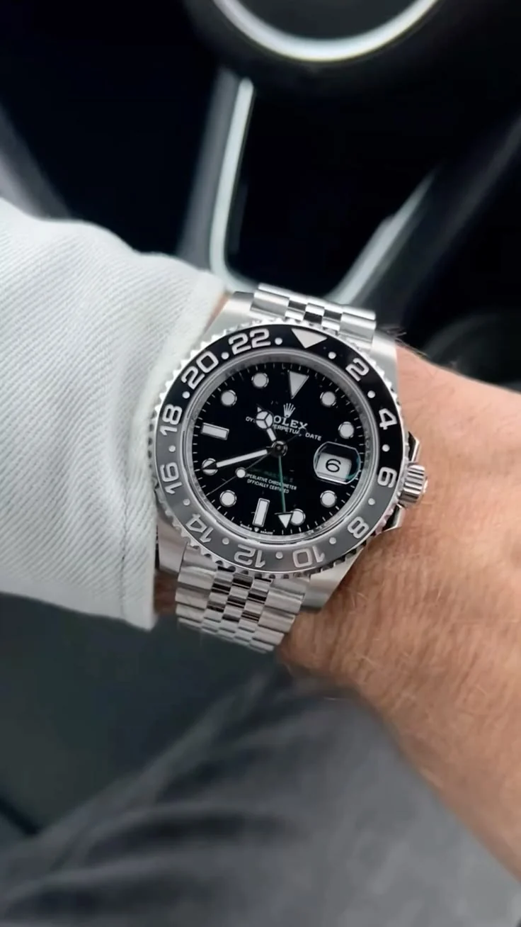 Rolex GMT-Master II Master-Ii Bruce Wayne Jubilee – gallery view