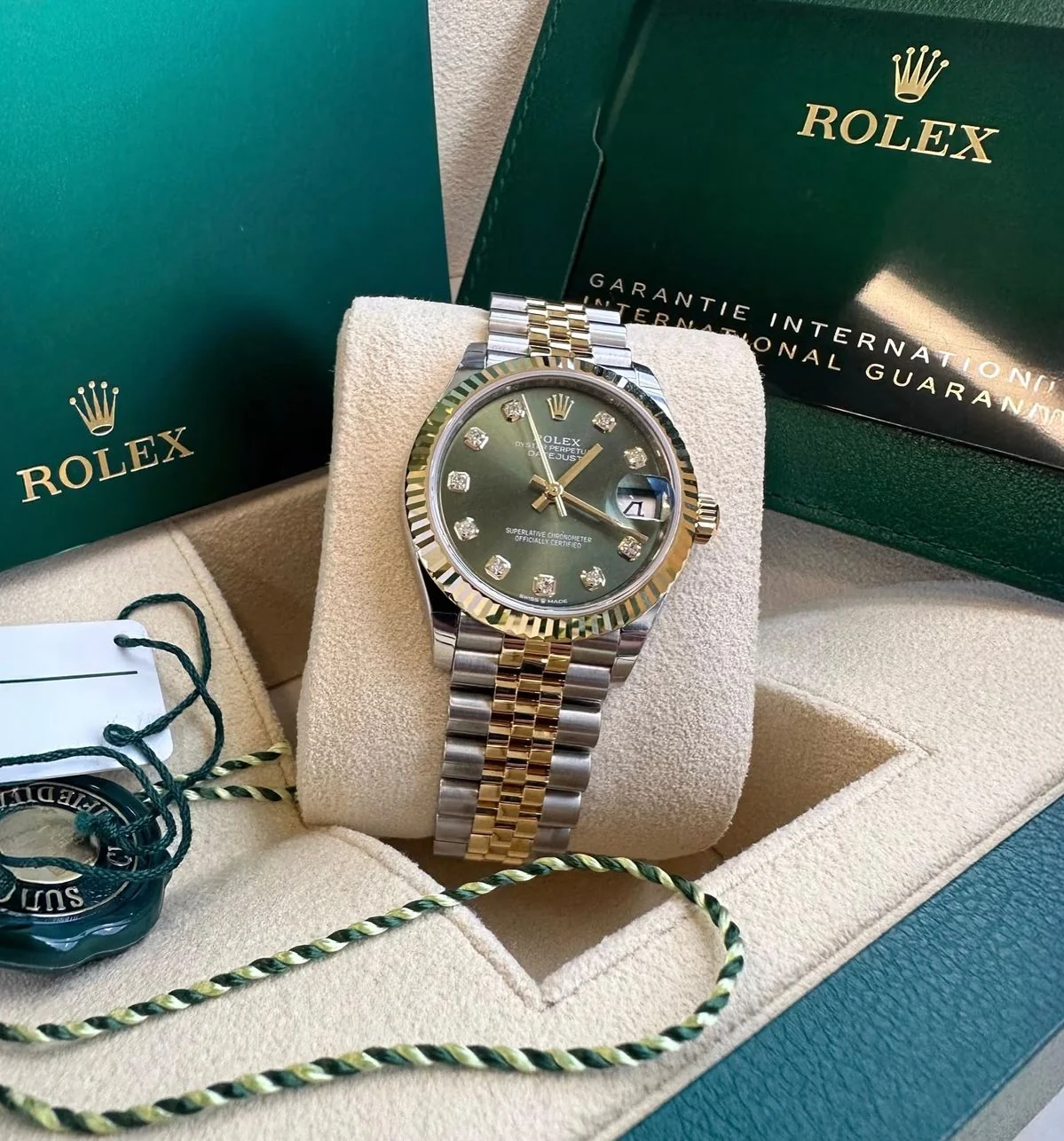 Rolex Datejust Yellow Gold 36mm B-Jubilée Dial Green – gallery view