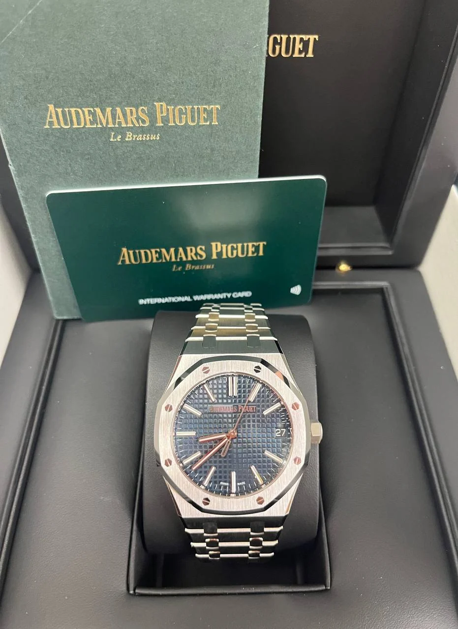 Audemars Piguet Royal Oak – gallery view