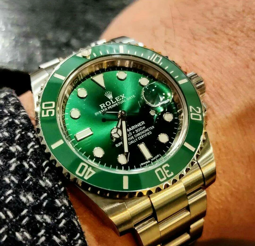 Rolex RLX Submariner Green "Hulk" 116610LV Men's – gallery view