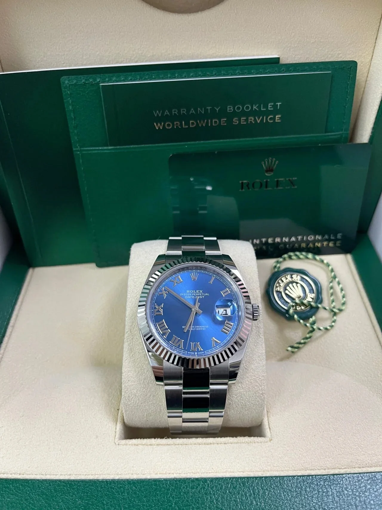 Rolex Datejust Blue Roman Dial Oyster 126334 – gallery view