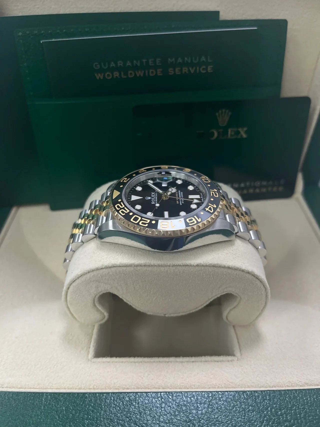 Rolex GMT-Master II Two-Tone Black Jubilee – gallery view