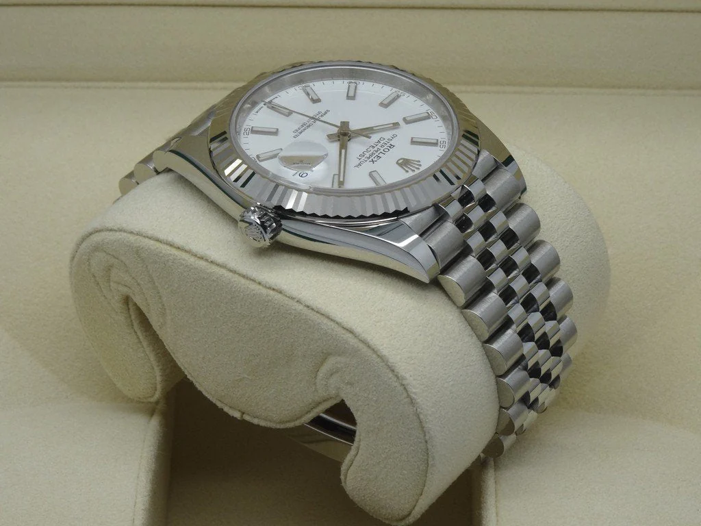 Rolex Datejust 41 White Jubilee Men's – gallery view