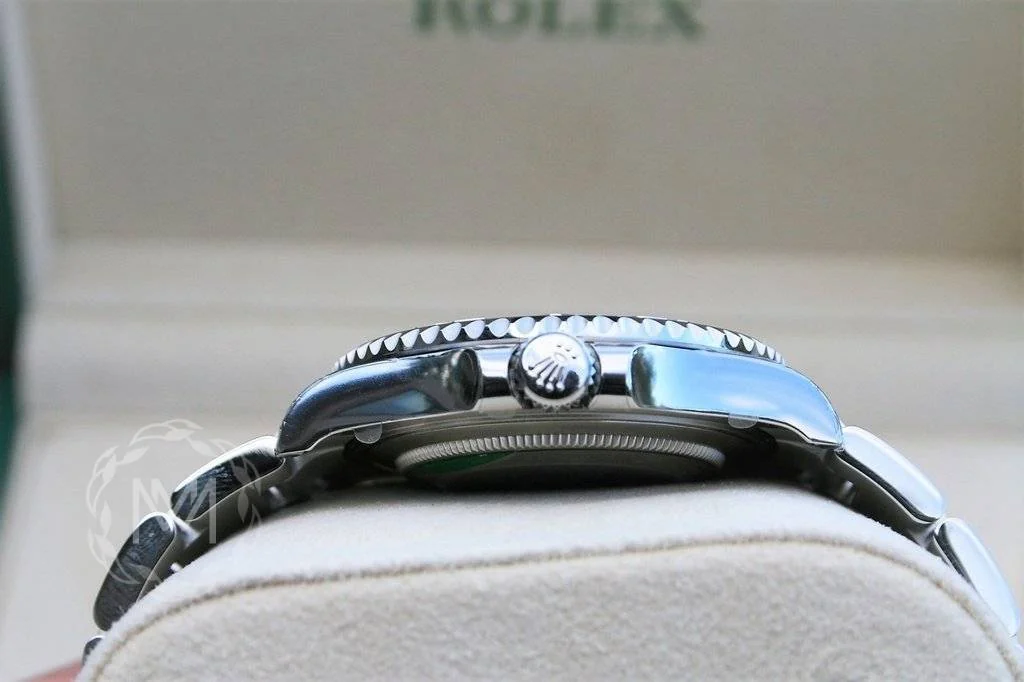 Rolex Yacht-Master 40 Mm 126622 Grey – gallery view