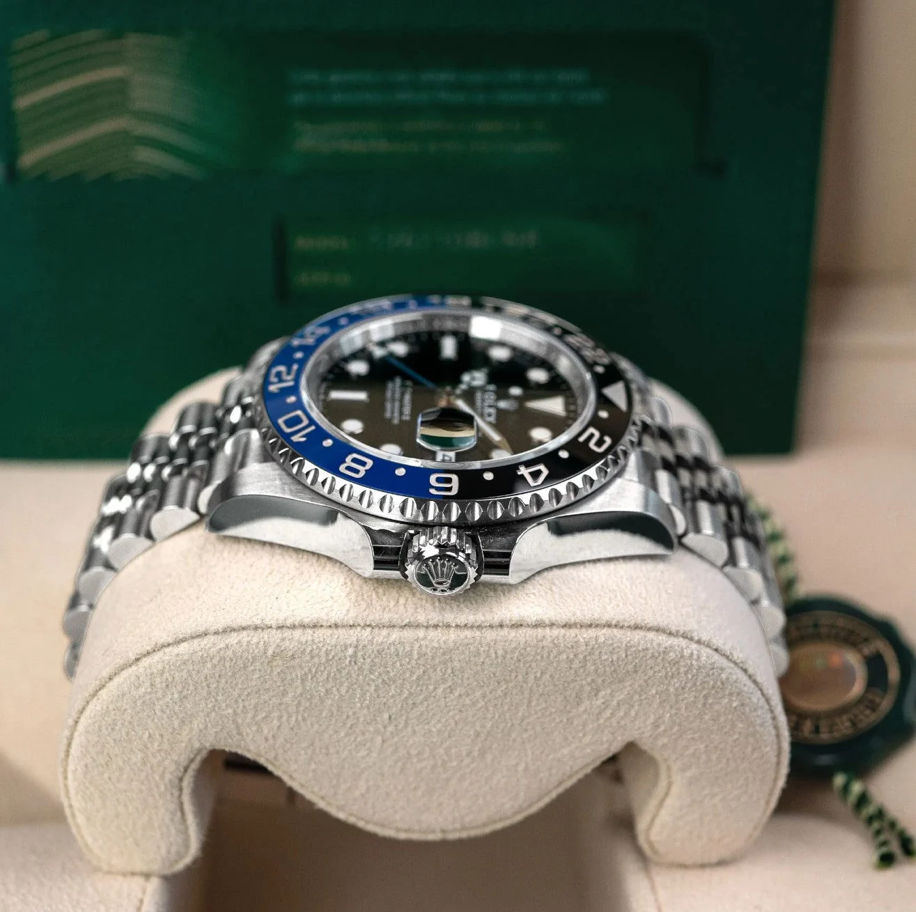 Rolex GMT-Master II "BATMAN" 126710BLNR Jubilée Men's – gallery view