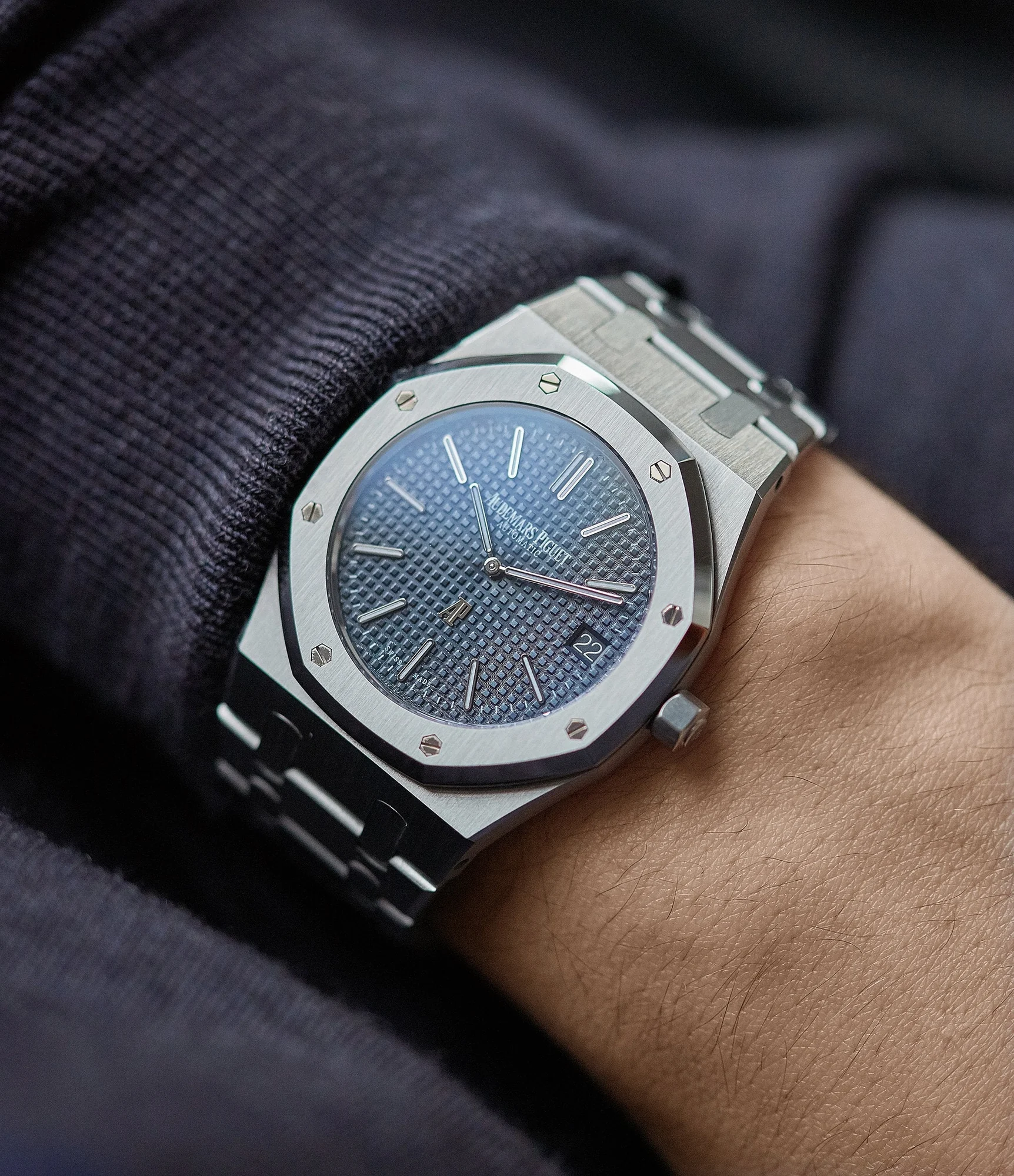 Audemars Piguet Royal Oak Bleu 41 mm – gallery view