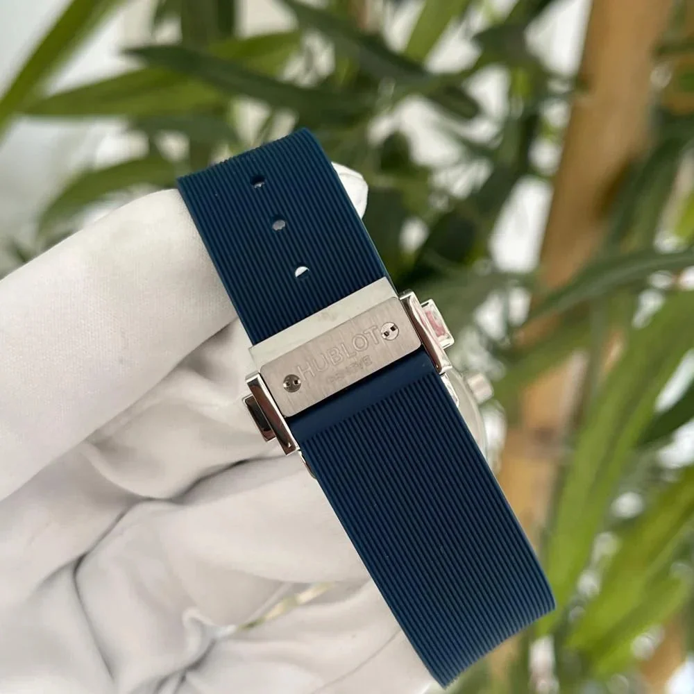 Hublot Classic Fusion bleu pour femme – gallery view