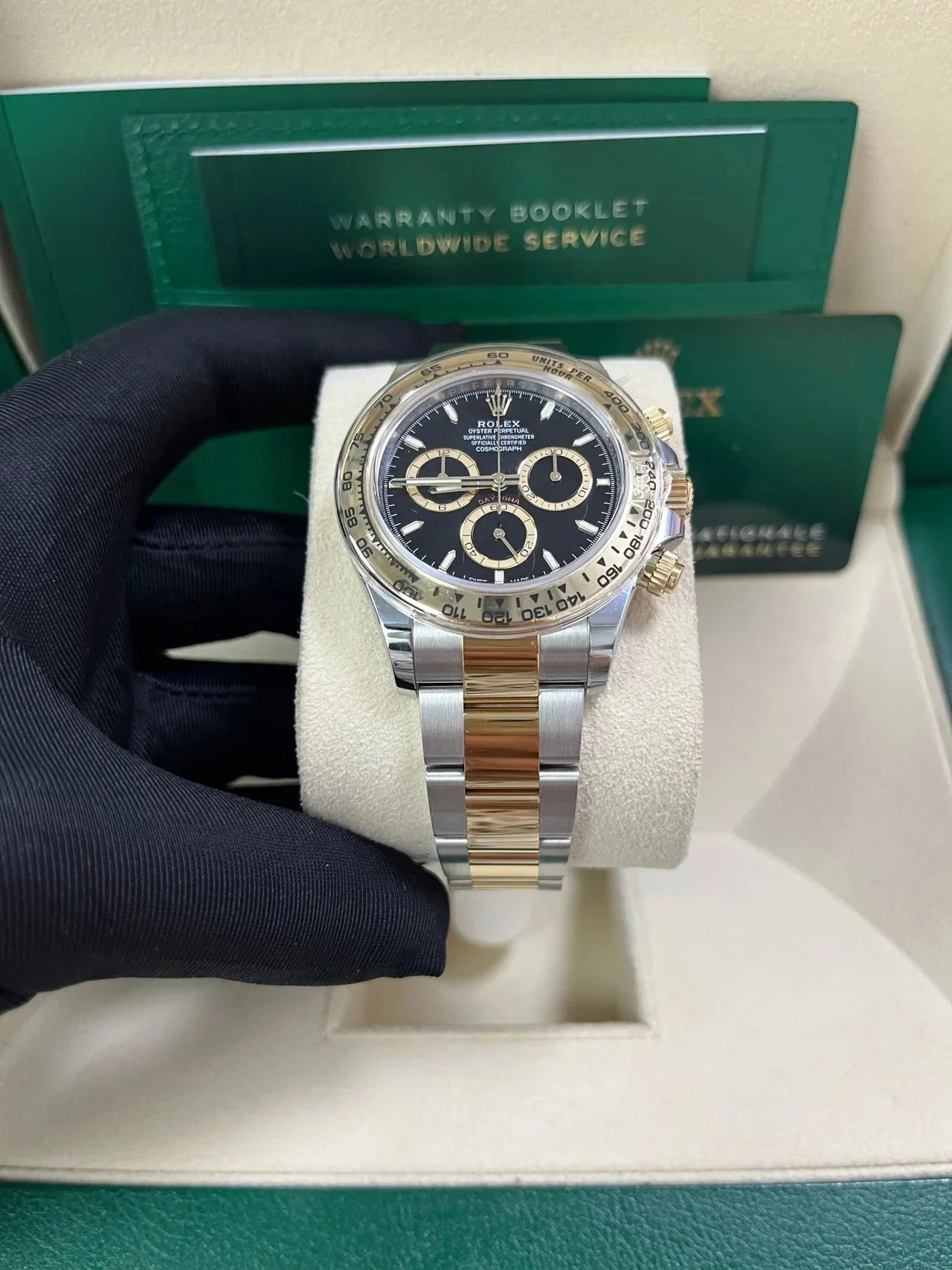 Rolex Cosmograph Daytona Gold And Black Dial Oyster Bracelet 126503 – gallery view