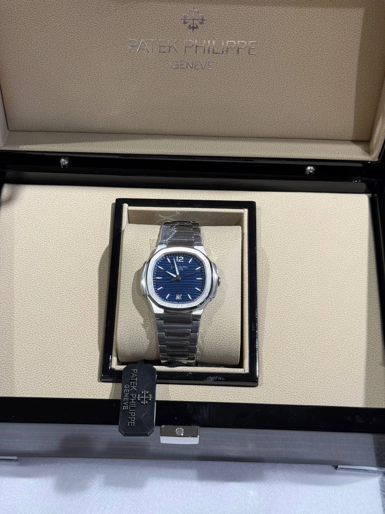 Patek Philippe femme silver / bleu – gallery view
