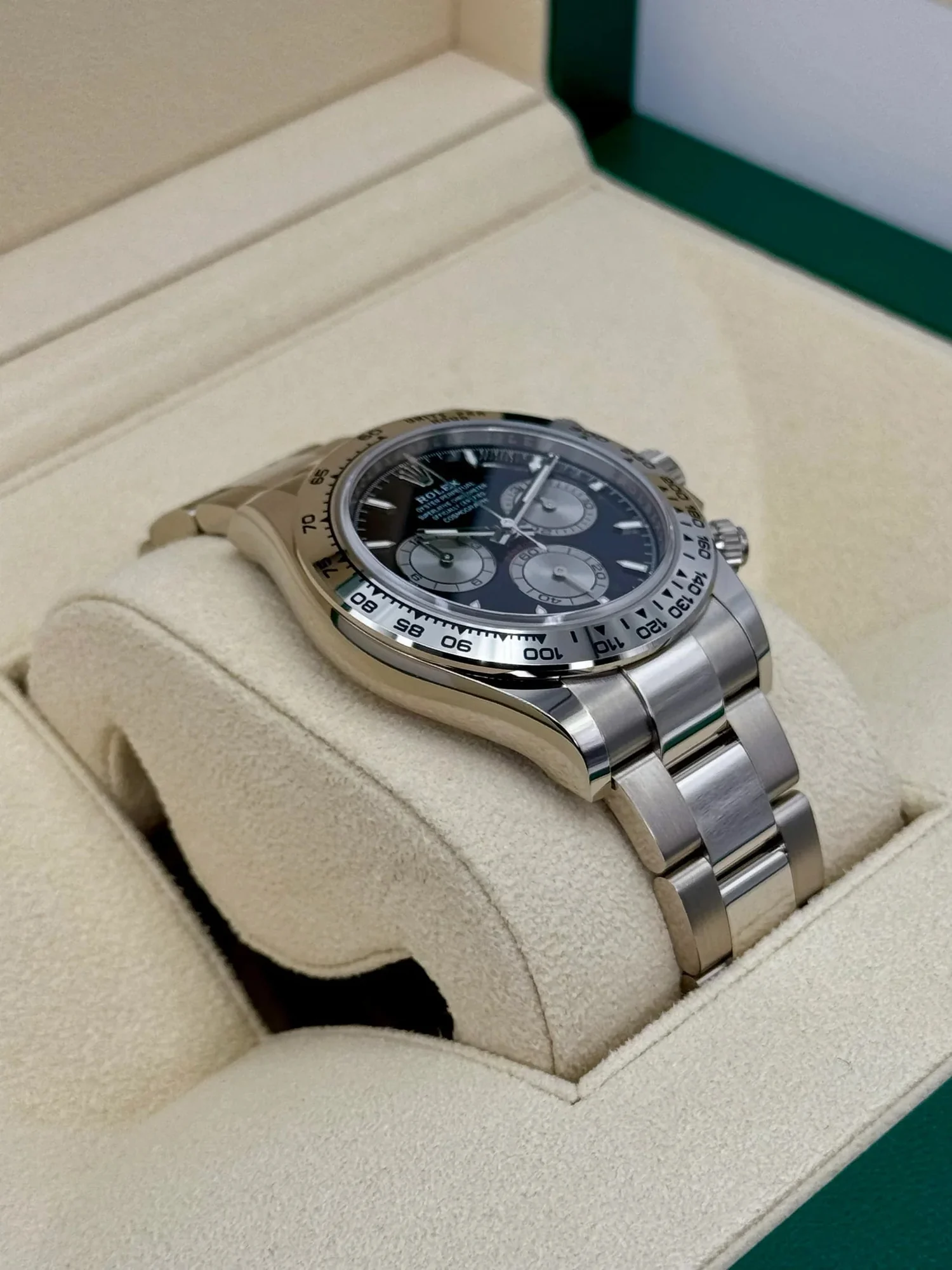 Rolex Cosmograph Daytona 40mm 126509 White Gold Black Dial – gallery view