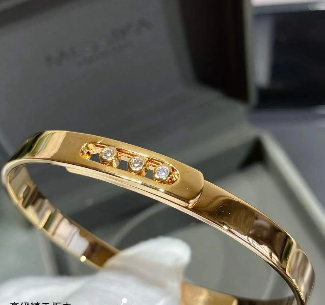 Women's Bracelet — Catalogue No. 8524649627820 — view 1