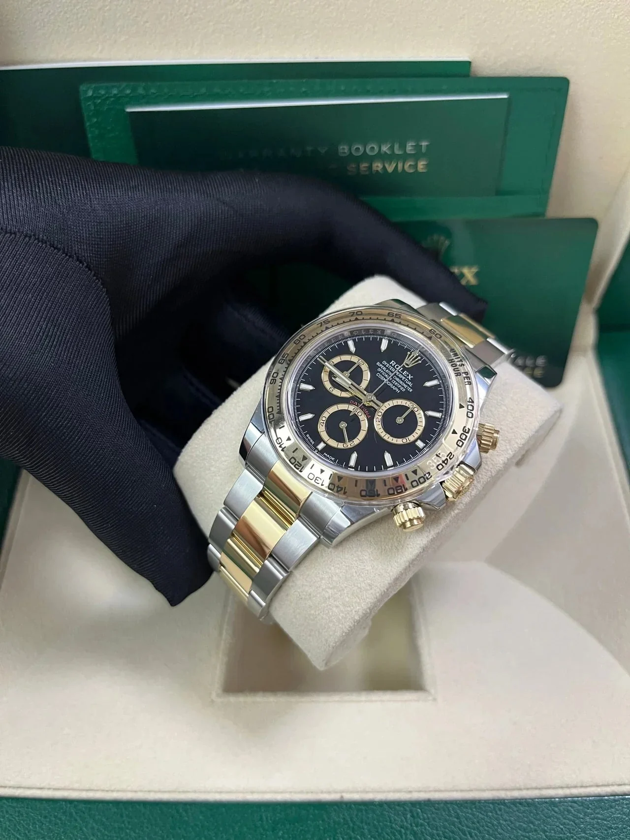 Rolex Cosmograph Daytona Gold And Black Dial Oyster Bracelet 126503 – gallery view