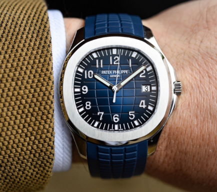 Patek Philippe Aquanaut Automatique Bleu – gallery view