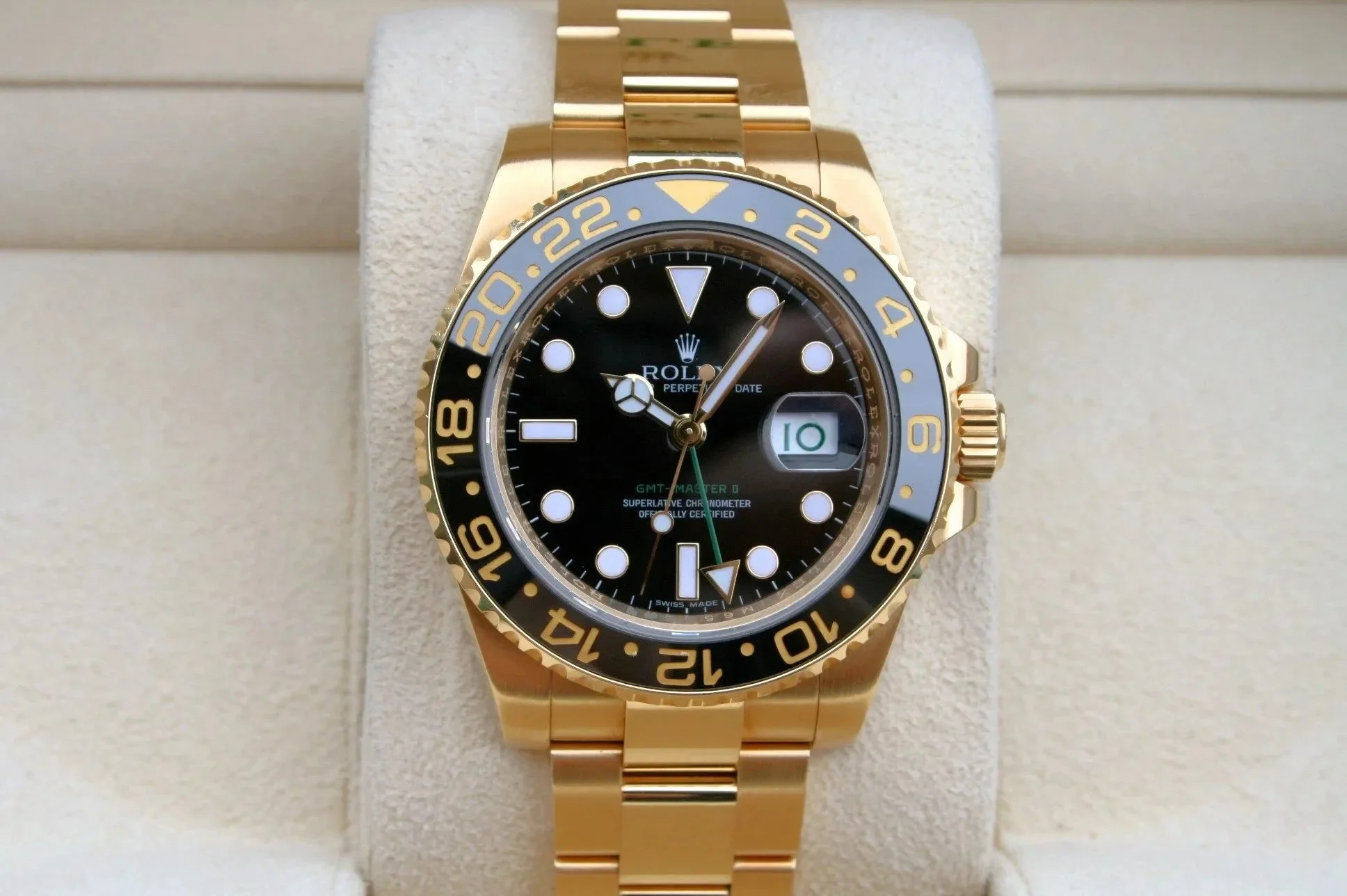 Rolex GMT-Master II 116718LN Yellow Gold Black Dial Oyster – gallery view
