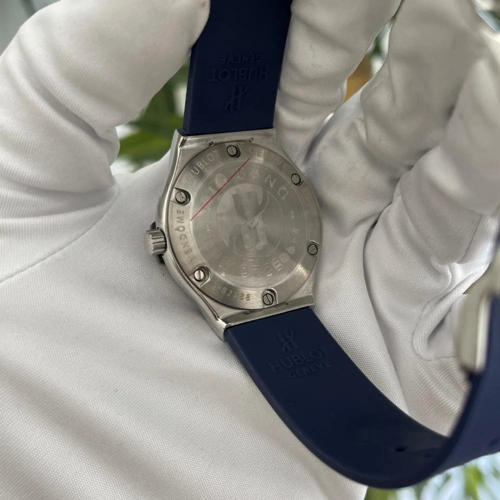 Hublot Classic Fusion bleu pour femme – gallery view