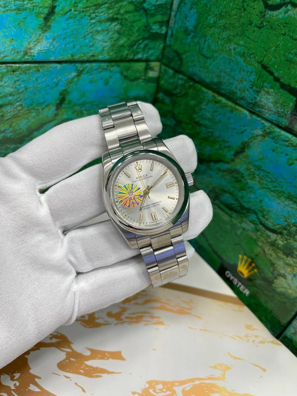 Rolex Classique 124300 36mm Ladies – main view