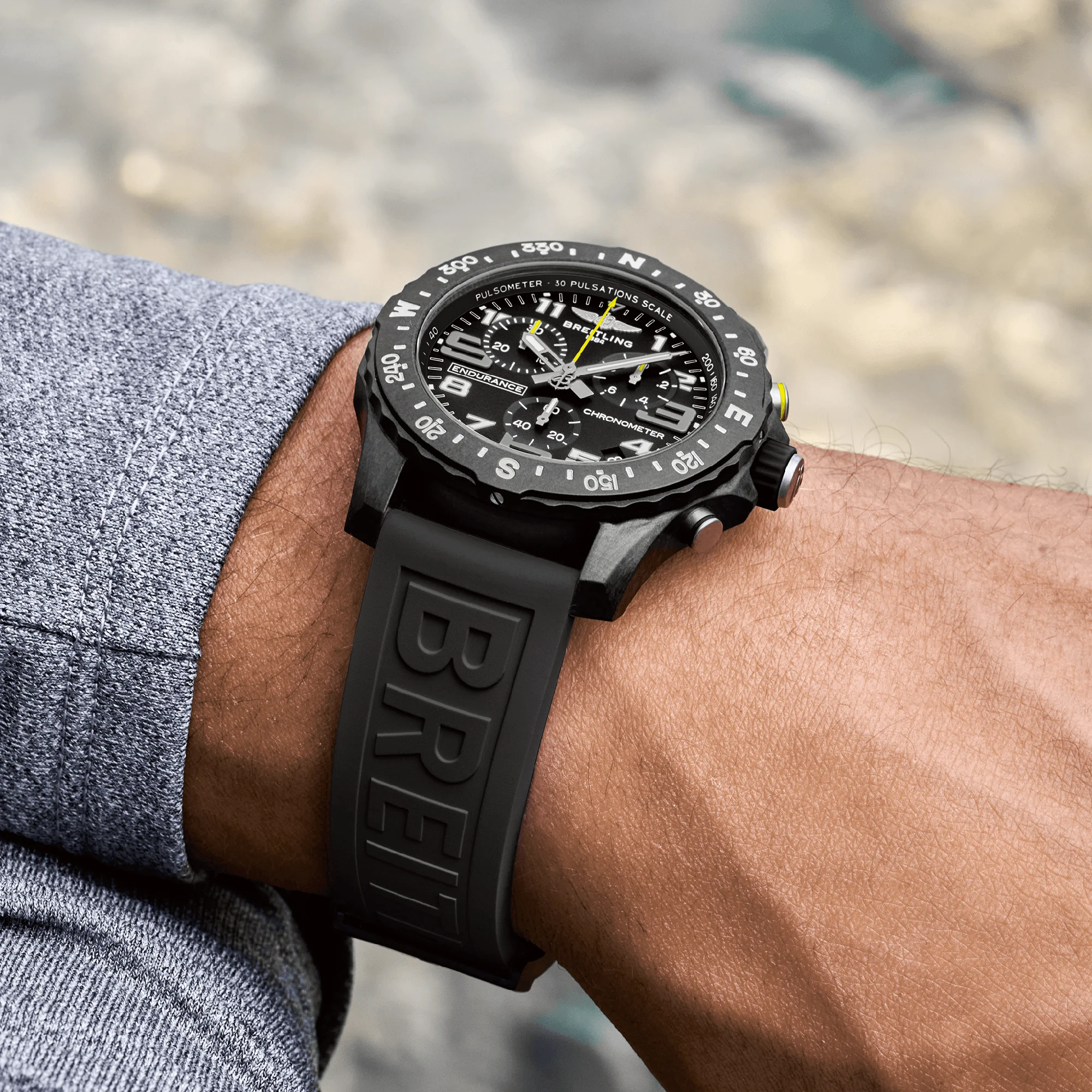 BREITLING Endurance Pro Noire Pour homme – gallery view