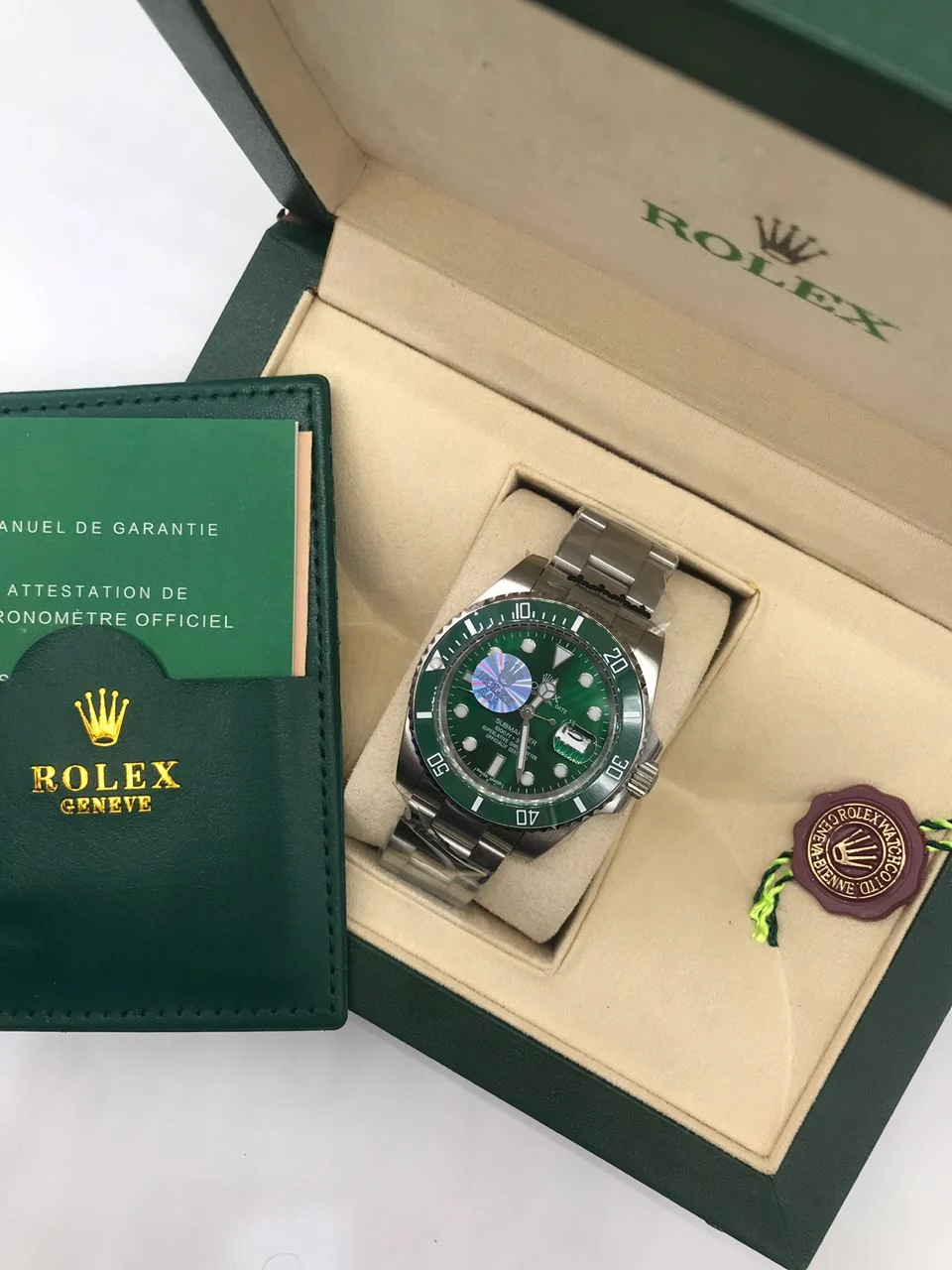 Rolex RLX Submariner Green "Hulk" 116610LV Men's – gallery view
